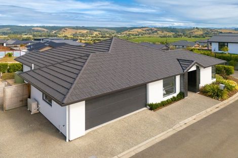 Photo of property in 43 Katania Heights, Brightwater, 7022