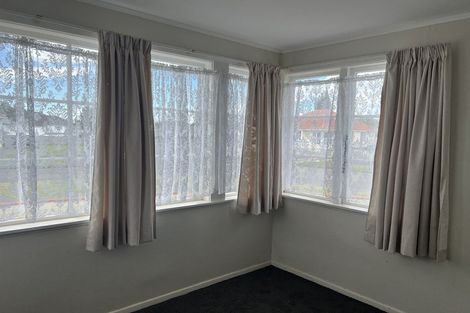 Photo of property in 13 Goldsmith Crescent, Levin, 5510