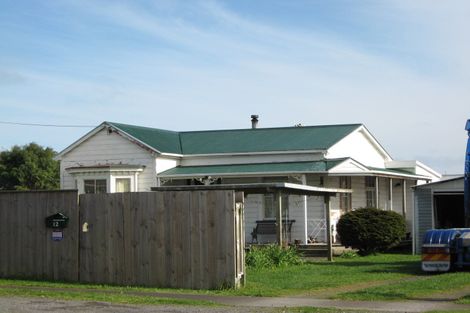 Photo of property in 12 Mcnaughton Street, Waitara, 4320