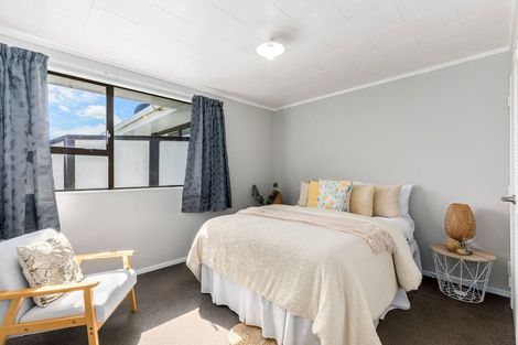 Photo of property in 11a Latitude Close, Whitby, Porirua, 5024