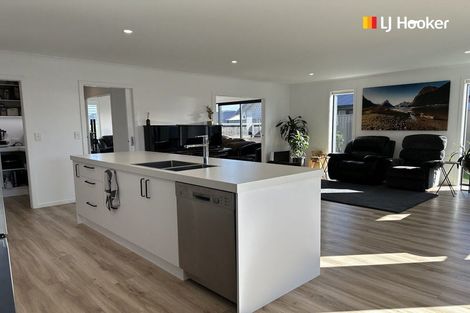 Photo of property in 14 Anderton Crescent, Mosgiel, 9024