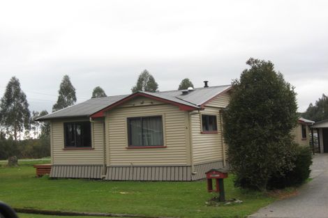 Photo of property in 2 Inverness Street, Dunollie, Runanga, 7803