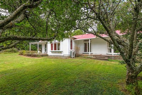Photo of property in 49 Joblins Road, Levin, 5571