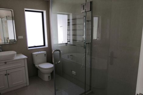 Photo of property in 27 Lawson Creek Street, Massey, Auckland, 0614