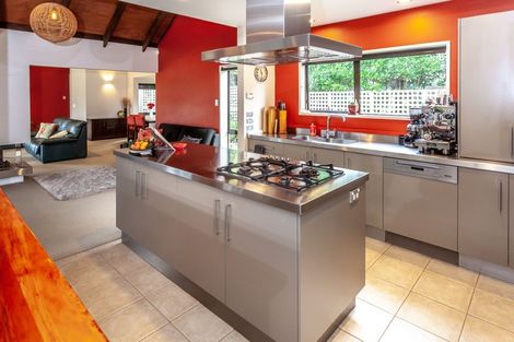 Photo of property in 104 Moore Place, Whangamata, 3620