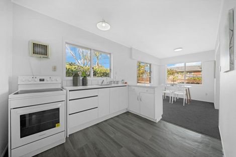 Photo of property in 3a Walpole Avenue, Hillpark, Auckland, 2102