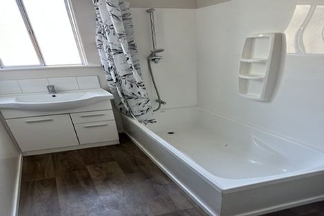 Photo of property in 28 Pasadena Crescent, Totara Park, Upper Hutt, 5018