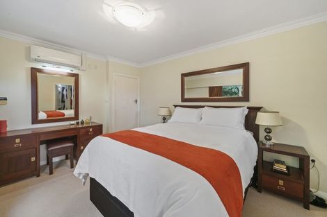 Photo of property in 7 Saint Johns Terrace, Tawa, Wellington, 5028