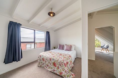 Photo of property in 13 King Charles Drive, Kingsley Heights, Upper Hutt, 5018