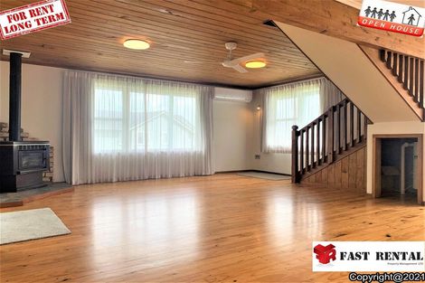 Photo of property in 83 Red Beach Road, Red Beach, 0932