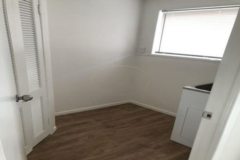 Photo of property in 37 Mckean Avenue, Manurewa, Auckland, 2102