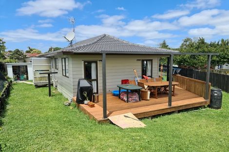 Photo of property in 2/9 Silver Creek Road, Weymouth, Auckland, 2103