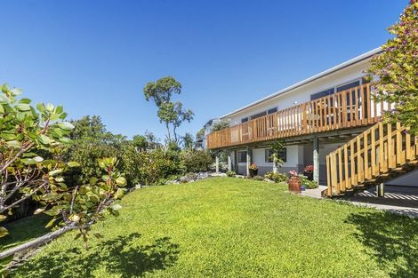 Photo of property in 14 Kenef Road, Paremata, Porirua, 5024