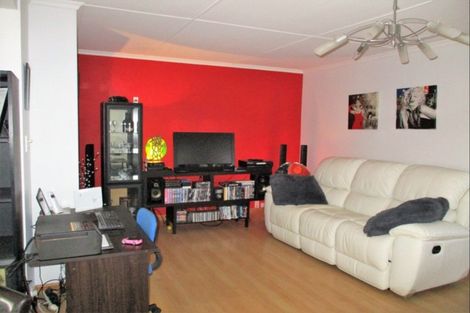 Photo of property in 63 Fox Street, Opunake, 4616