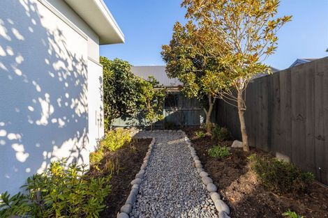Photo of property in 11 Linkwater Way, Parklands, Christchurch, 8083