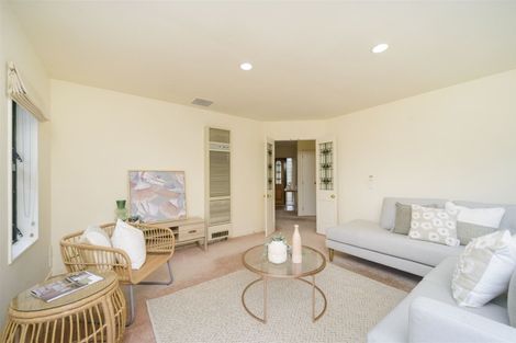 Photo of property in 127 Summerhill Drive, Fitzherbert, Palmerston North, 4410