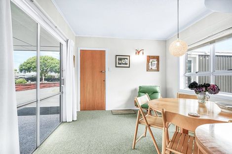 Photo of property in 1126b Heaphy Terrace, Fairfield, Hamilton, 3214