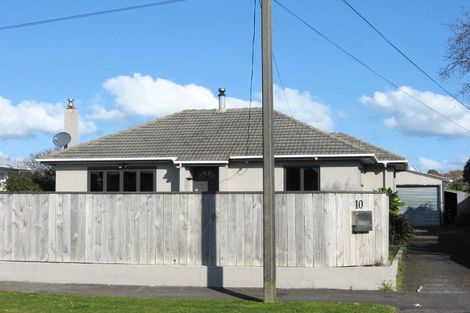 Photo of property in 12 Karaka Street, Merrilands, New Plymouth, 4312