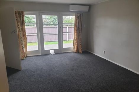 Photo of property in 15a Northcote Road, Northcote, Christchurch, 8052