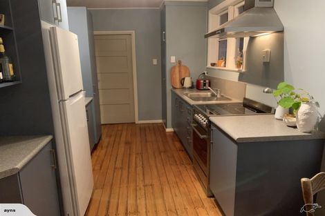 Photo of property in 6 Main Street, Hospital Hill, Napier, 4110