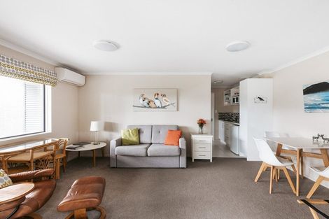 Photo of property in 46 Links View Drive, Omokoroa, 3114