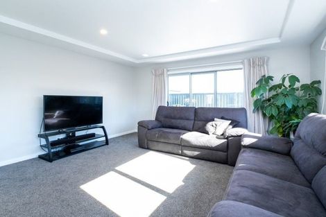 Photo of property in 11 Kaituna Place, Te Awa, Napier, 4110