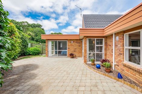 Photo of property in 43 Ngarara Road, Waikanae, 5036