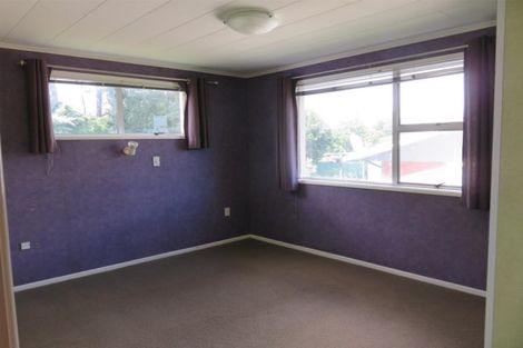Photo of property in 87 Clawton Street, Westown, New Plymouth, 4310