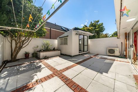 Photo of property in 8b Wai-iti Crescent, Woburn, Lower Hutt, 5010