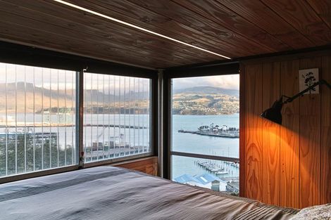 Photo of property in 15 Dudley Road, Lyttelton, 8082