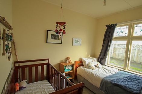 Photo of property in 2/31 Tahi Street, Miramar, Wellington, 6022