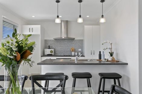 Photo of property in 39 Harakeke Drive, Wharewaka, Taupo, 3330