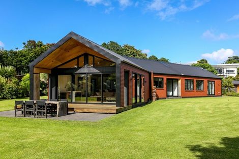 Photo of property in 23c Arden Place, Oakura, 4314