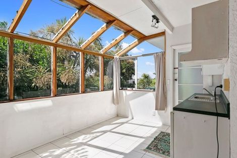 Photo of property in 15 Grafton Road, Roseneath, Wellington, 6011