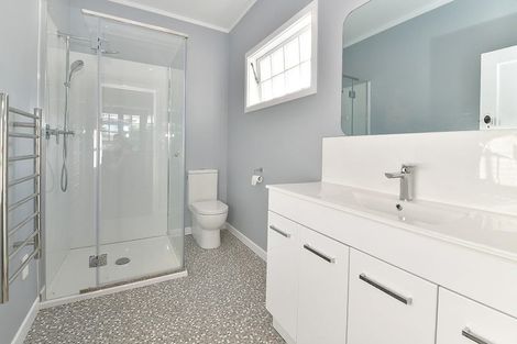 Photo of property in 1 Mary Keane Lane, Parakai, 0830