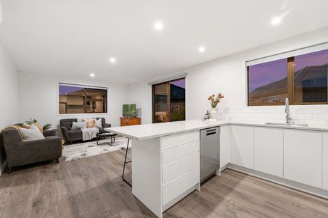 Photo of property in 20 Cotula Way, Papamoa Beach, Papamoa, 3118