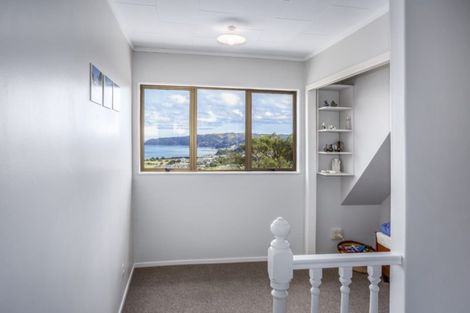 Photo of property in 68 Kahu Road, Paremata, Porirua, 5024