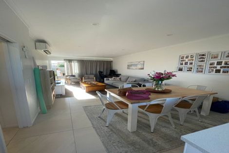 Photo of property in 36 Owen Chapman Drive, Red Beach, 0932