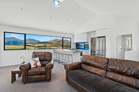 Photo of property in 3 Arran Lane, Jacks Point, Queenstown, 9371