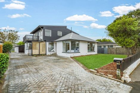 Photo of property in 254 Lake Terrace Road, Shirley, Christchurch, 8061