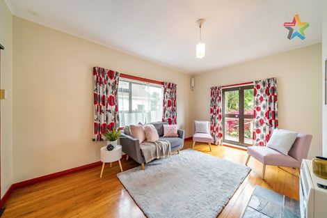 Photo of property in 16 Brook Street, Waiwhetu, Lower Hutt, 5010