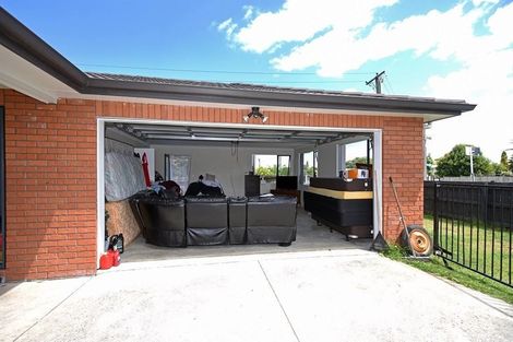 Photo of property in 98 Mahia Road, Manurewa, Auckland, 2102