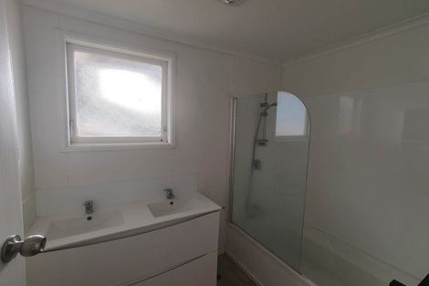 Photo of property in 9 Von Sturmer Street, Mangere East, Auckland, 2024