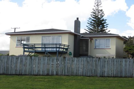 Photo of property in 116 Karaka Street, Castlecliff, Whanganui, 4501