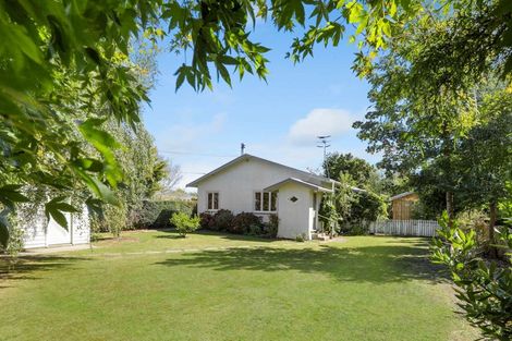 Photo of property in 14 Grey Street, Marton, 4710