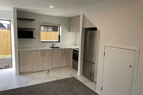 Photo of property in 8/22 Yeovil Road, Te Atatu Peninsula, Auckland, 0610