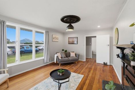 Photo of property in 5 Deem Place, Tawhero, Whanganui, 4501