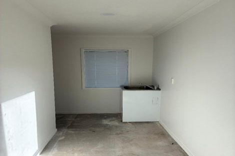 Photo of property in 33 Opawa Crescent, Favona, Auckland, 2024