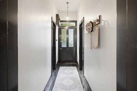 Photo of property in 21 Saint Mary Street, Thorndon, Wellington, 6011