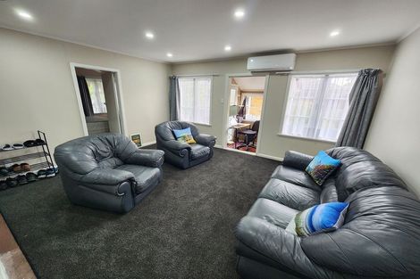 Photo of property in 1/9 Frances Street, Manurewa, Auckland, 2102